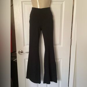 NWOT Wild Fable Black Flare Yoga Pants XS exercise workout gym